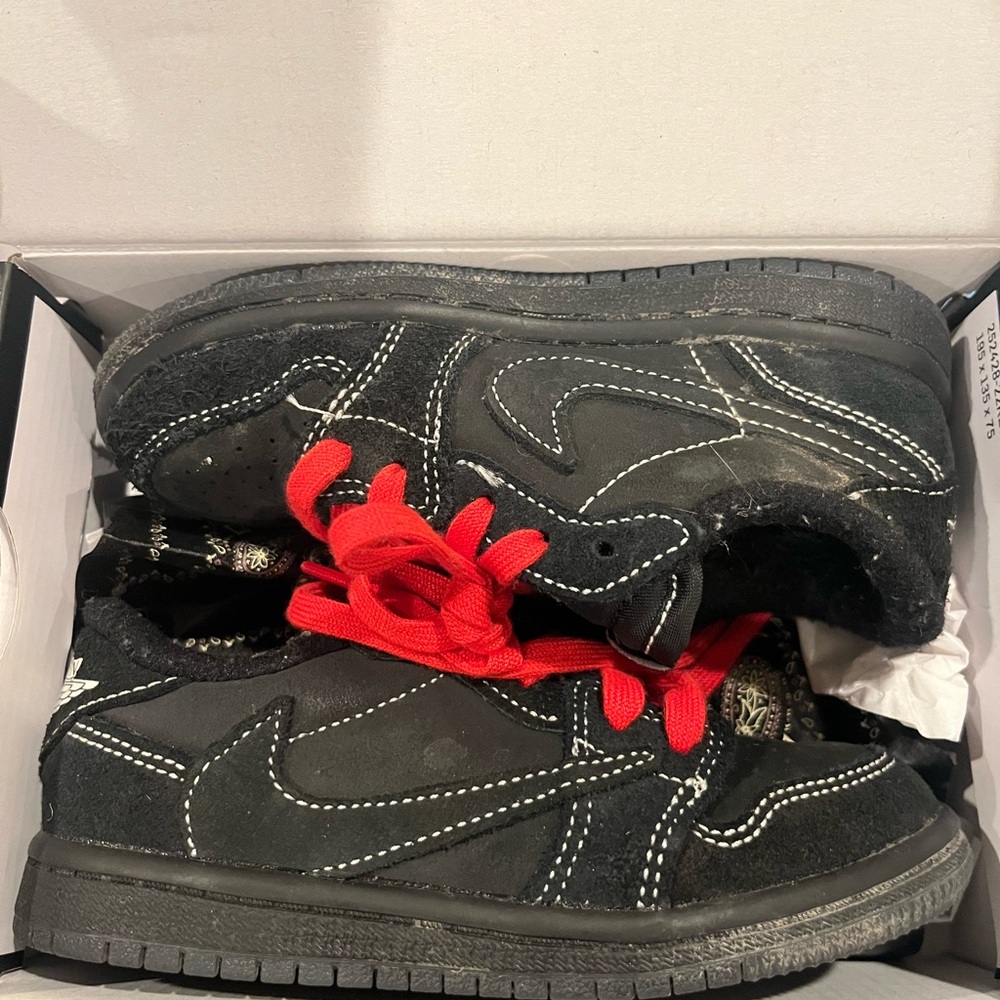 Toddler Travis Scott’s